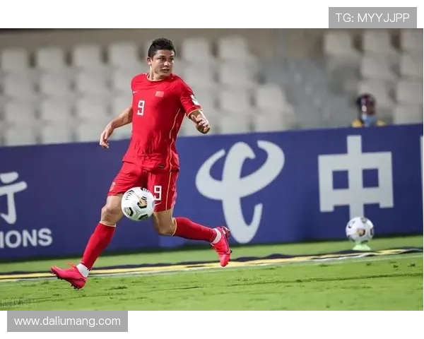 法布雷加斯率科莫三连胜斩奖